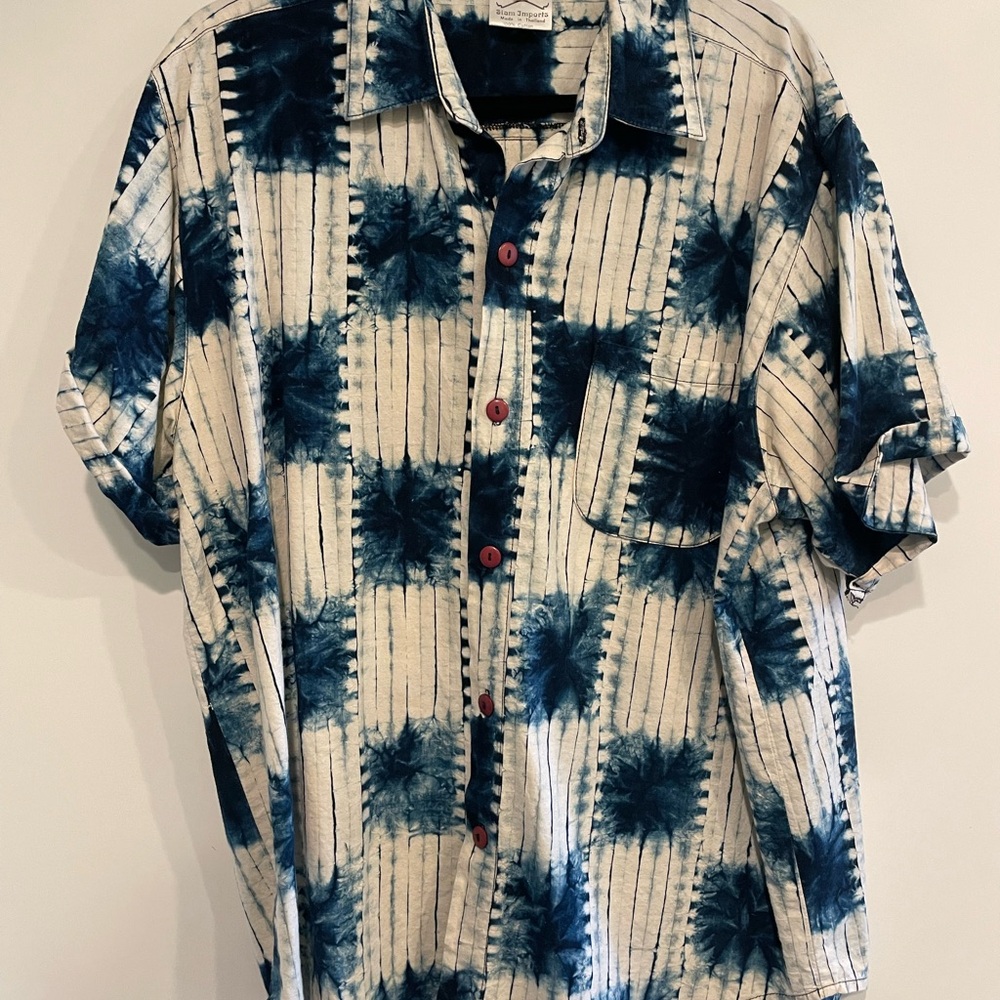 Men's Blue and White Casual Shirt
